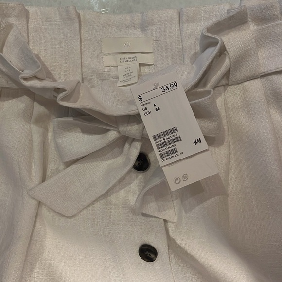 NWT H&M White Linen Paper-Bag Skirt. Size US 6. - Picture 3 of 6